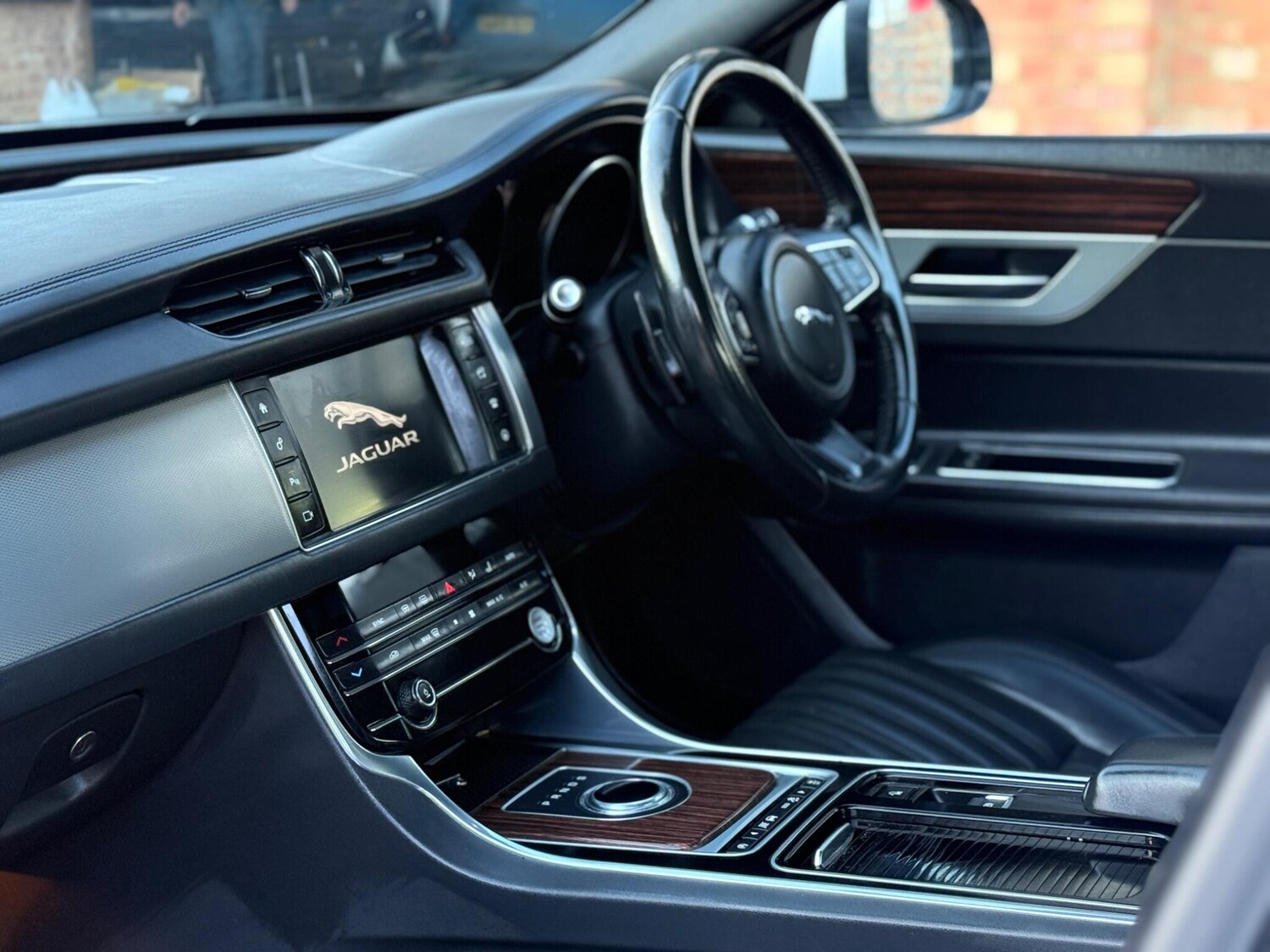 Used Jaguar XF 2017 for sale - 78015983: Photo 14