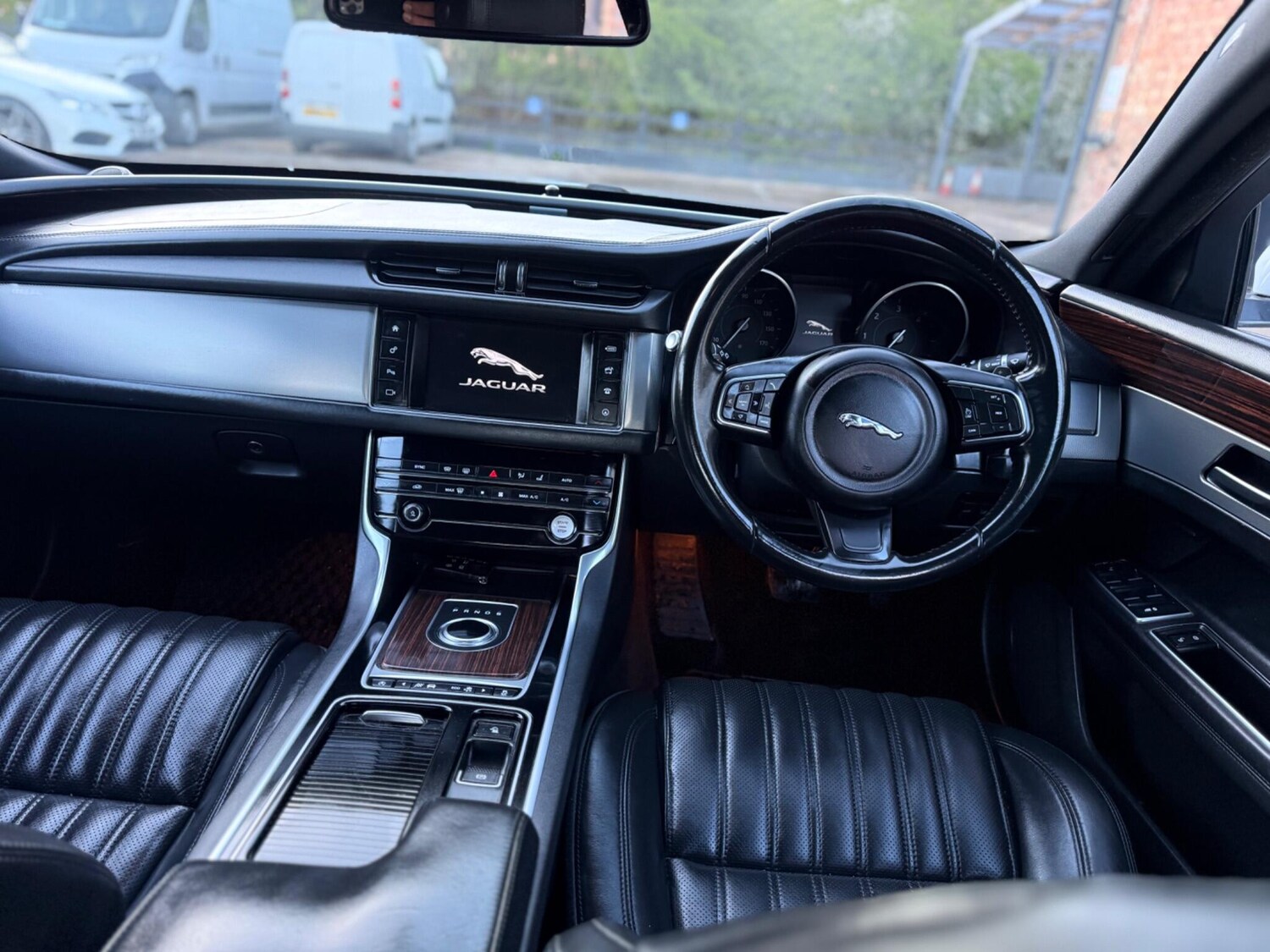 Used Jaguar XF 2017 for sale - 78015983: Photo 15