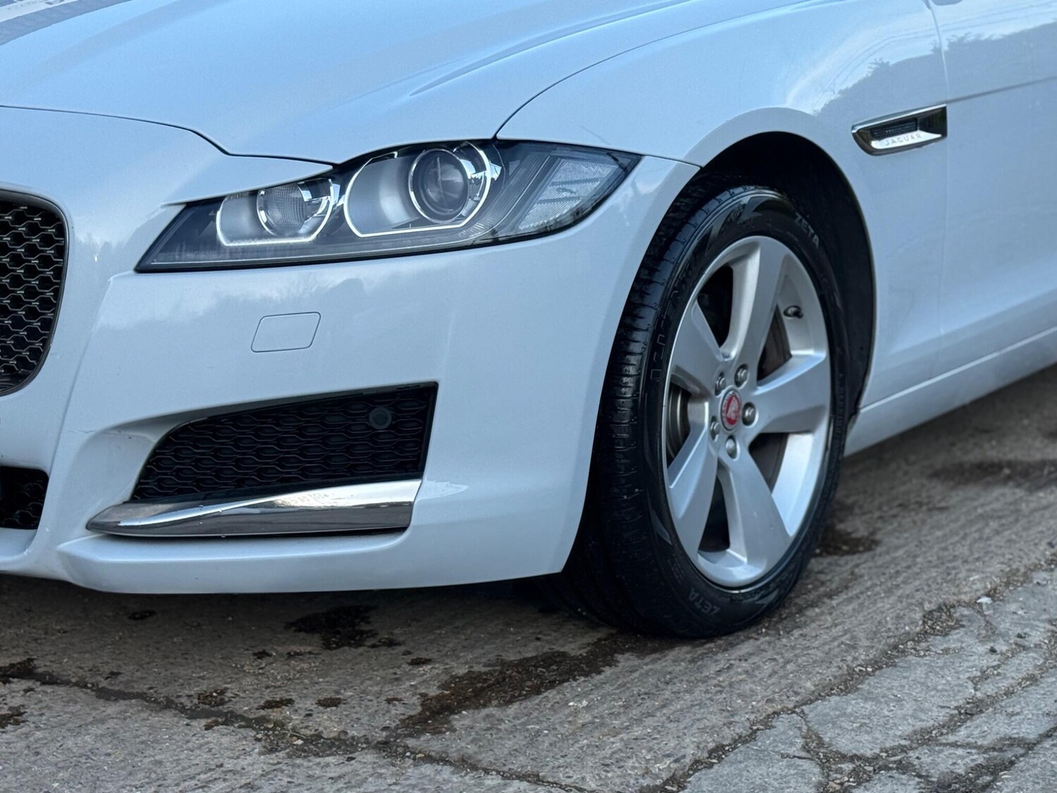 Used Jaguar XF 2017 for sale - 78015983: Photo 21