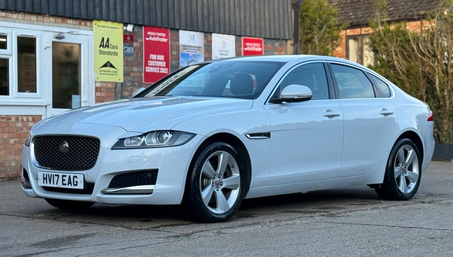 Used Jaguar XF 2017 for sale - 78015983: Photo 5