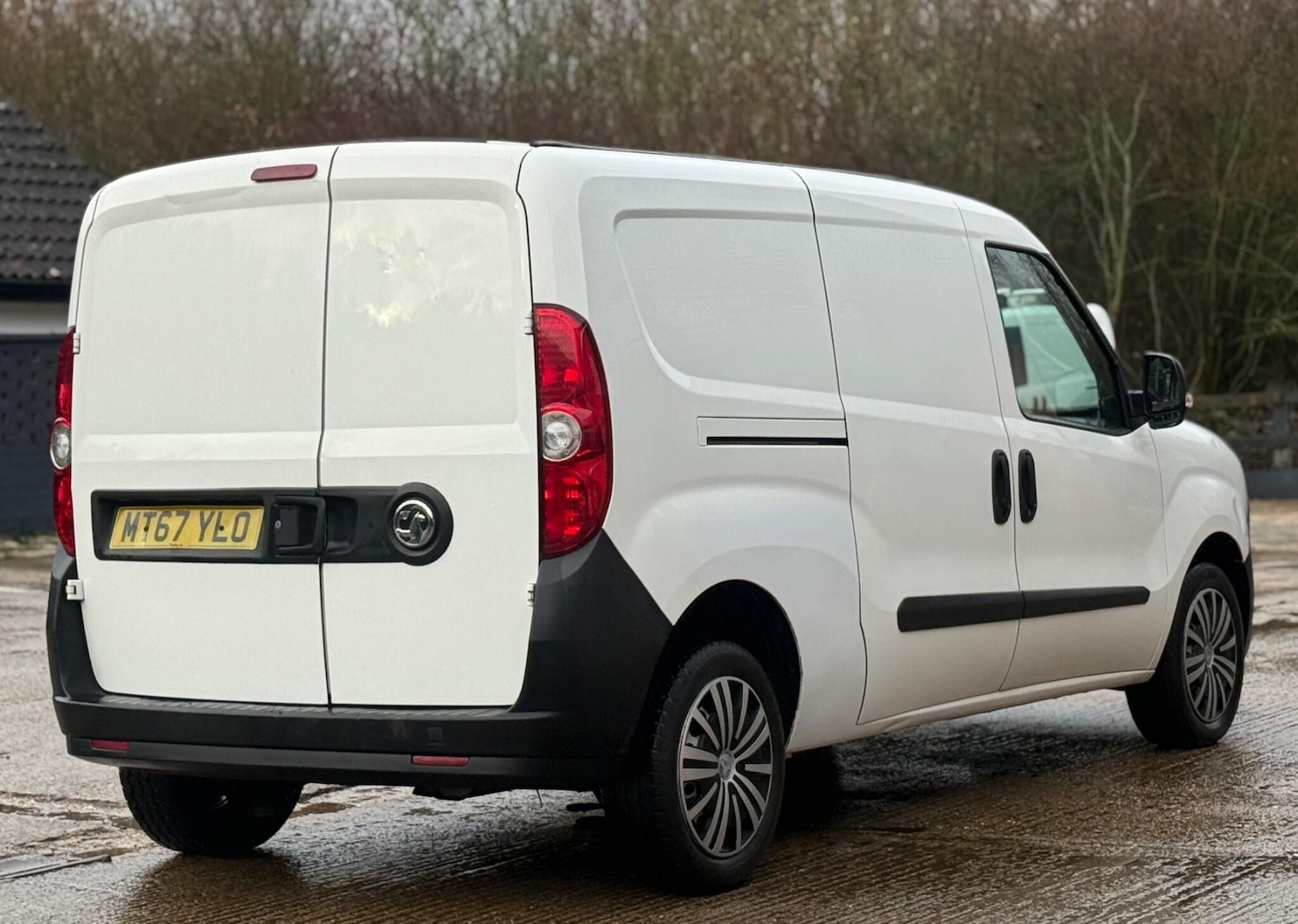 Used Vauxhall Combo 2017 for sale - 76878046: Photo 11