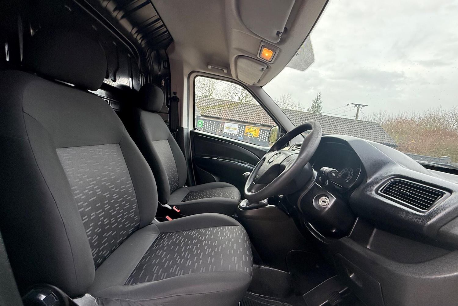 Used Vauxhall Combo 2017 for sale - 76878046: Photo 14