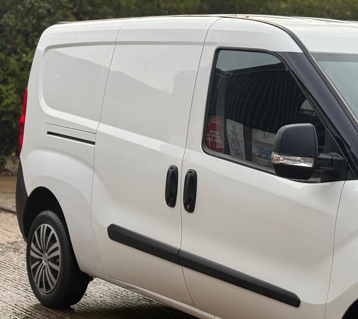 Used Vauxhall Combo 2017 for sale - 76878046: Photo 25