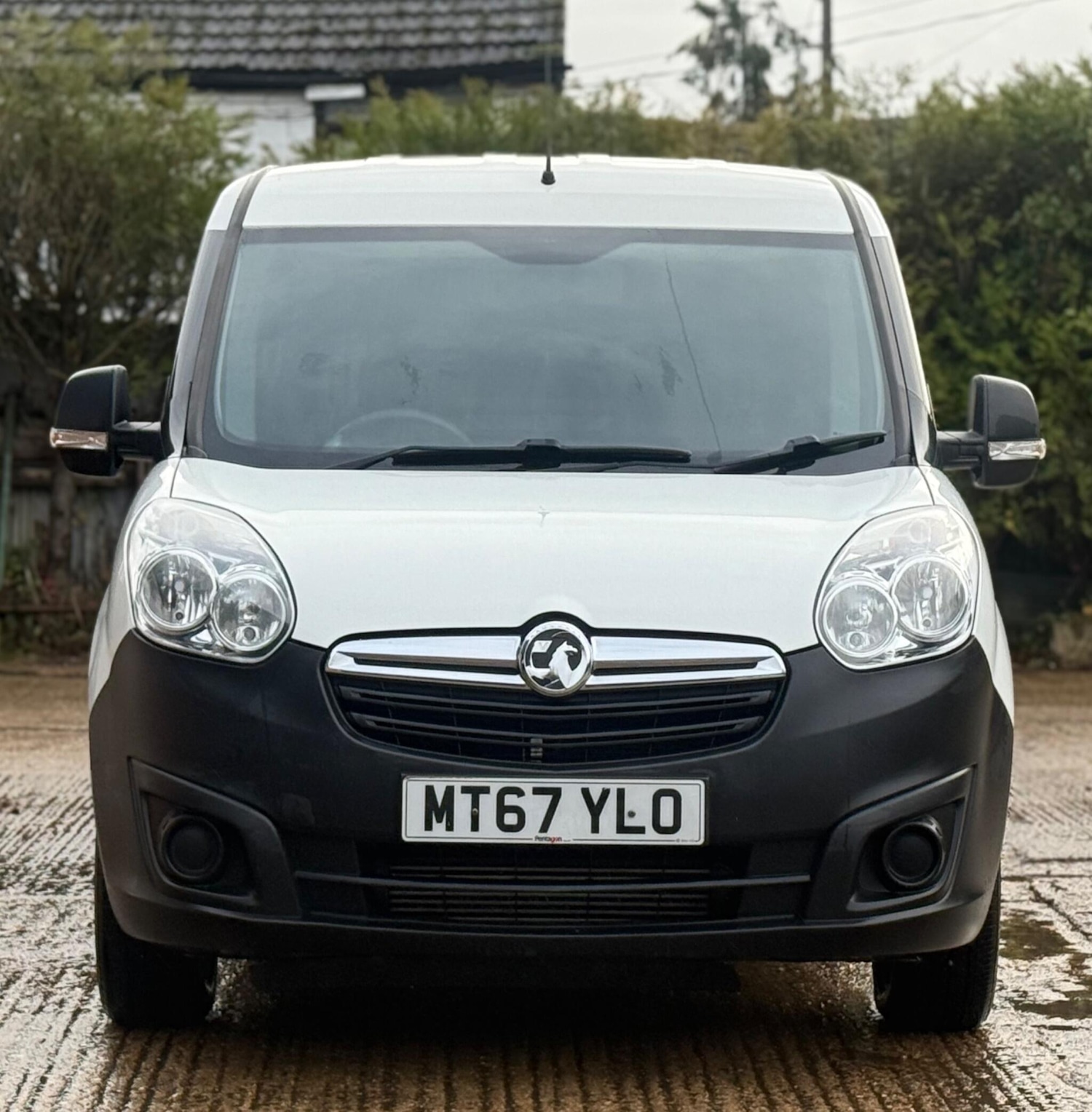 Used Vauxhall Combo 2017 for sale - 76878046: Photo 3