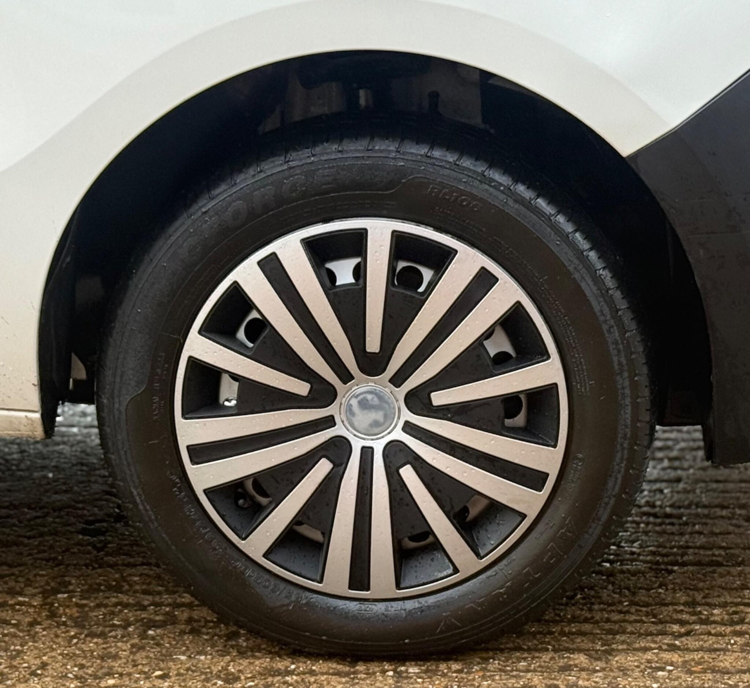 Used Vauxhall Combo 2017 for sale - 76878046: Photo 40