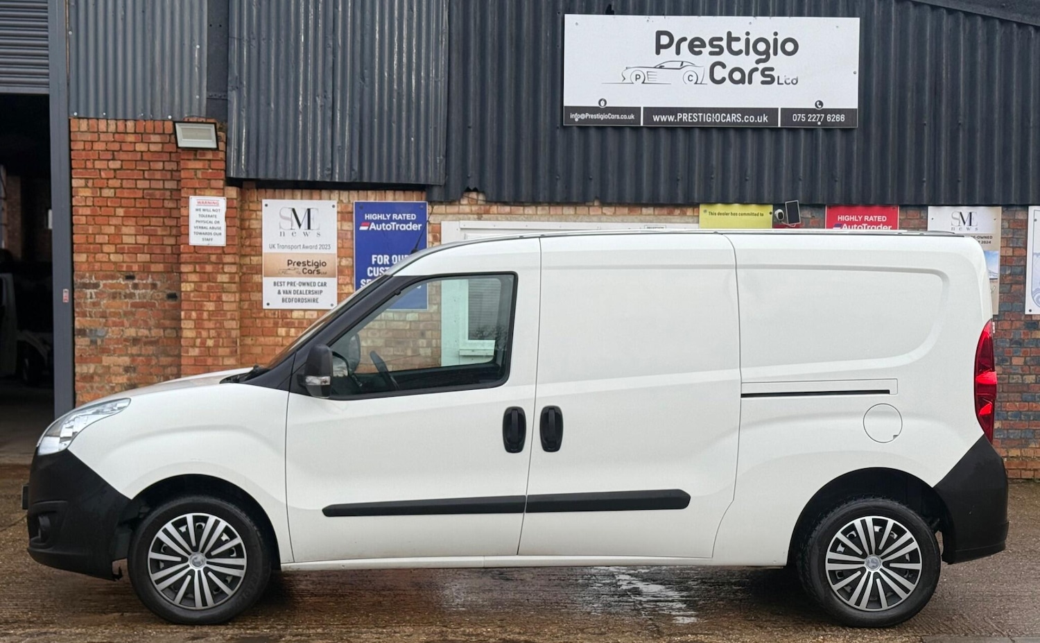 Used Vauxhall Combo 2017 for sale - 76878046: Photo 7