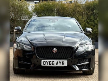 Used Jaguar XF 2016 for sale - 77639461: Photo