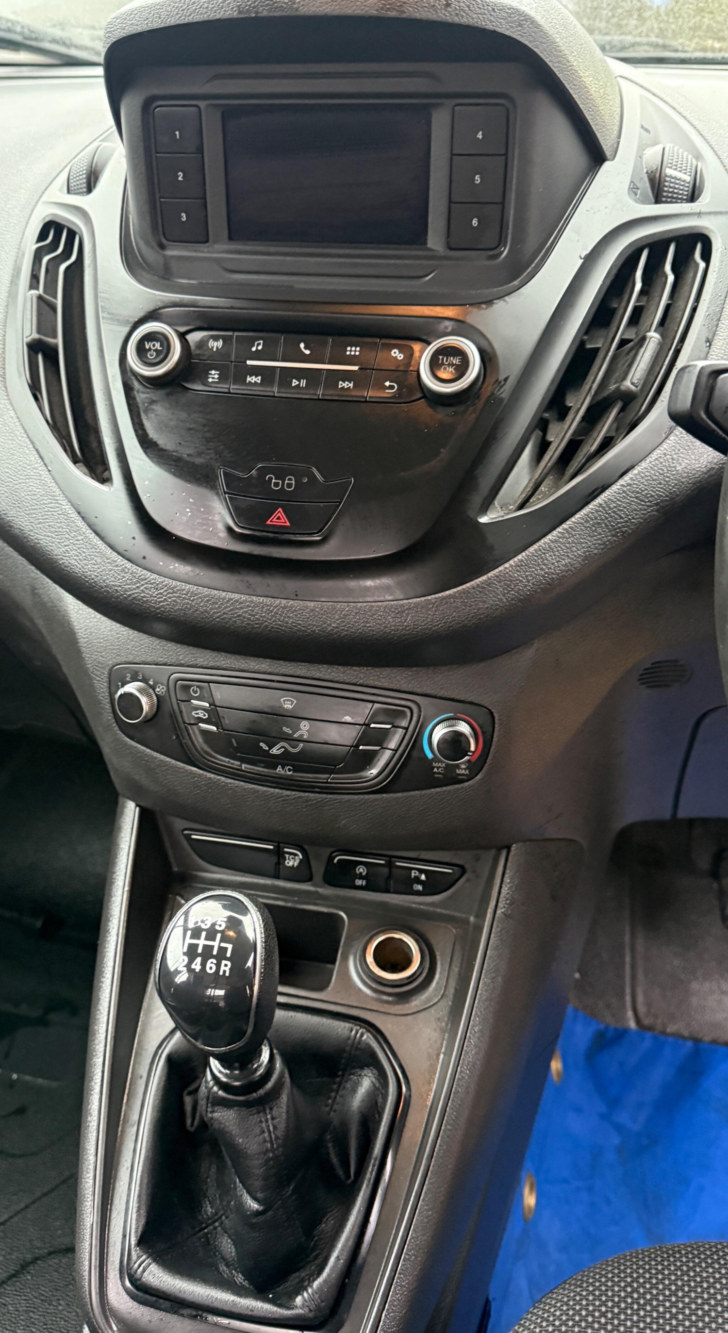 Used Ford Transit Courier 2020 for sale - 77336894: Photo 19