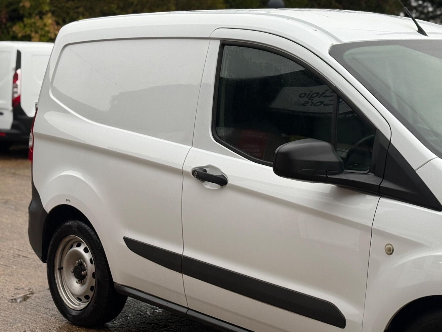 Used Ford Transit Courier 2020 for sale - 77336894: Photo 22