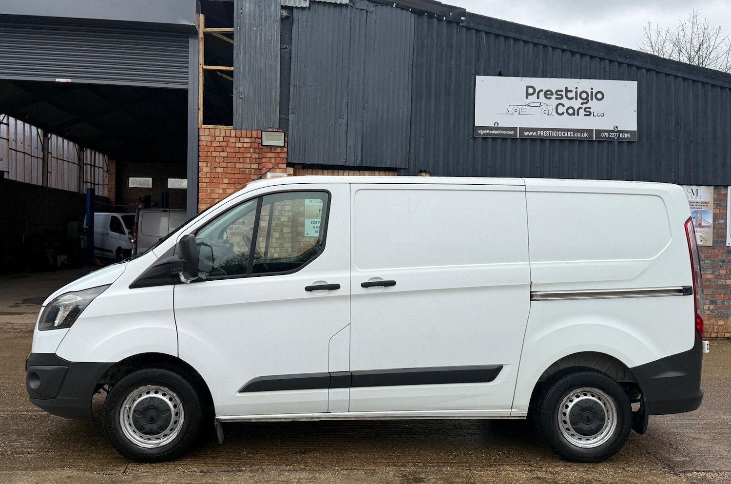 Used Ford Transit Custom 2016 for sale - 76531532: Photo 7