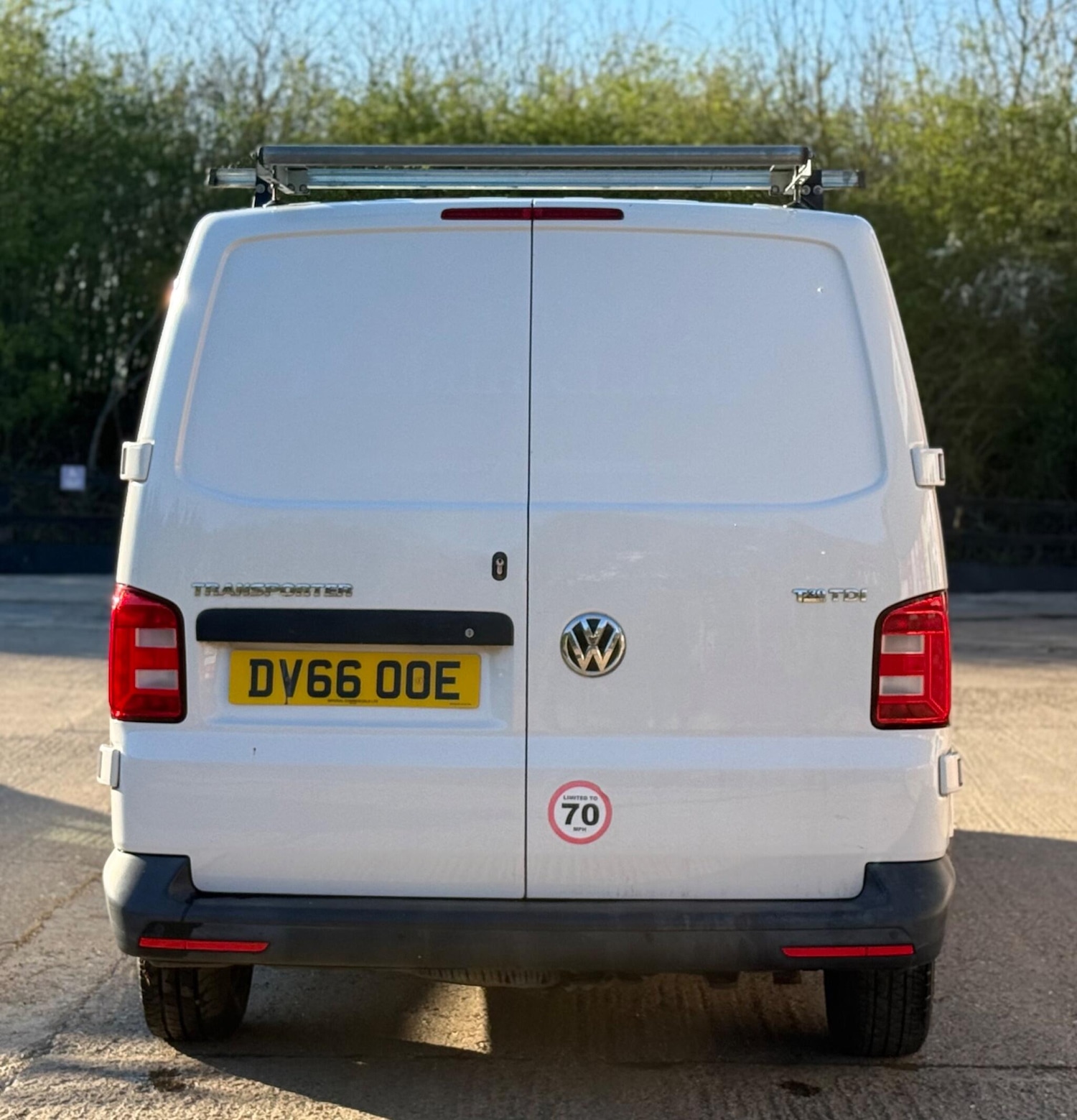 Used Volkswagen Transporter 2017 for sale - 77935469: Photo 10