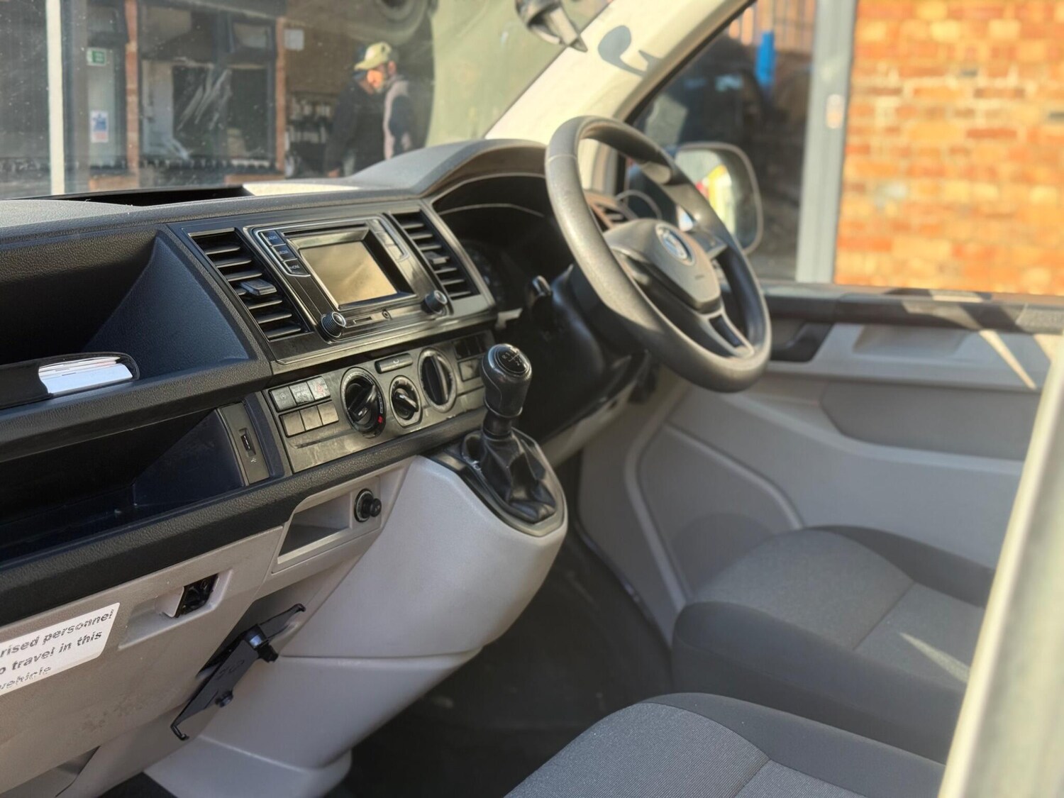 Used Volkswagen Transporter 2017 for sale - 77935469: Photo 14