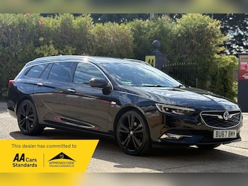 Vauxhall - Insignia