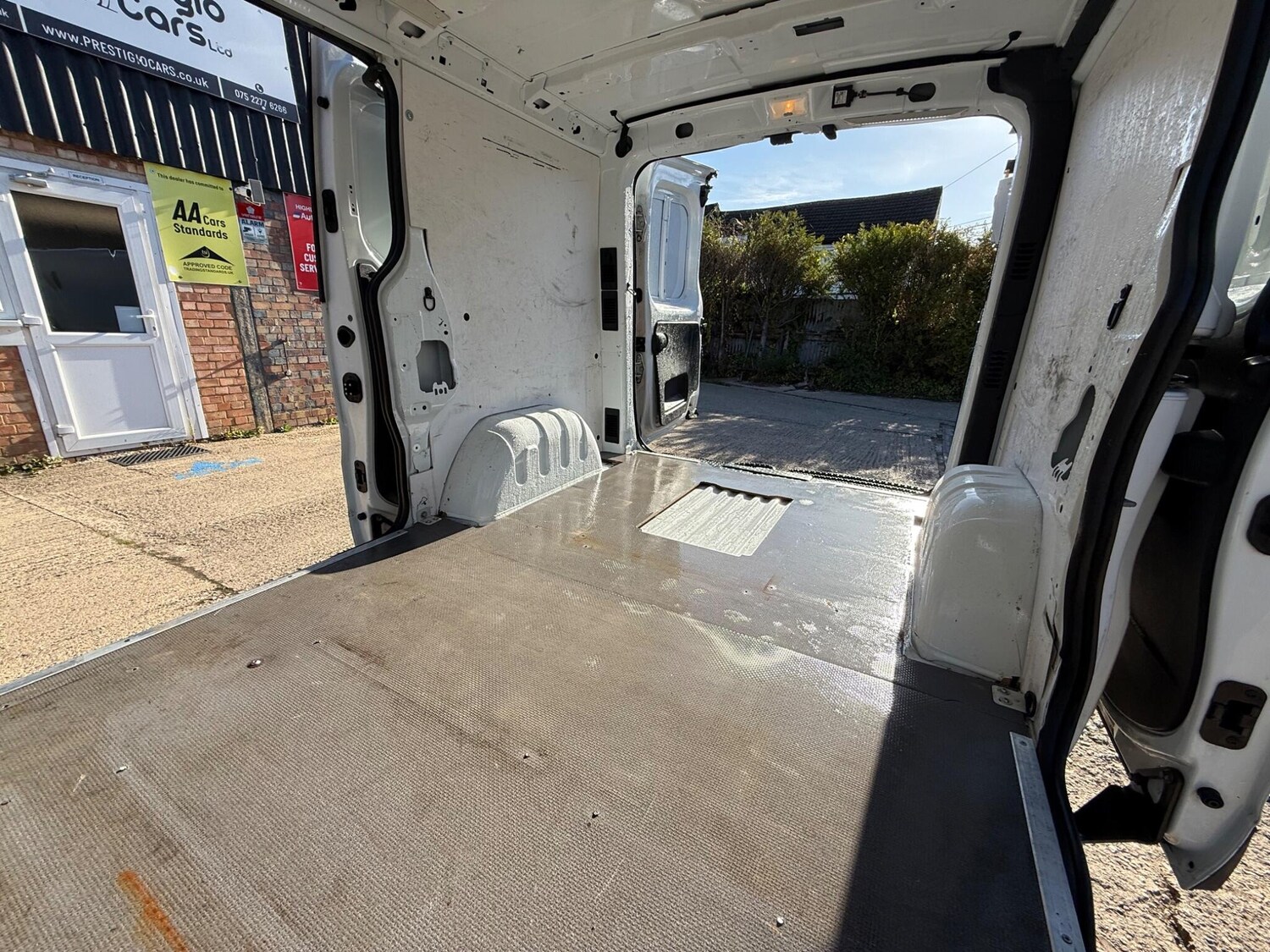 Used Vauxhall Vivaro 2016 for sale - 76064979: Photo 17