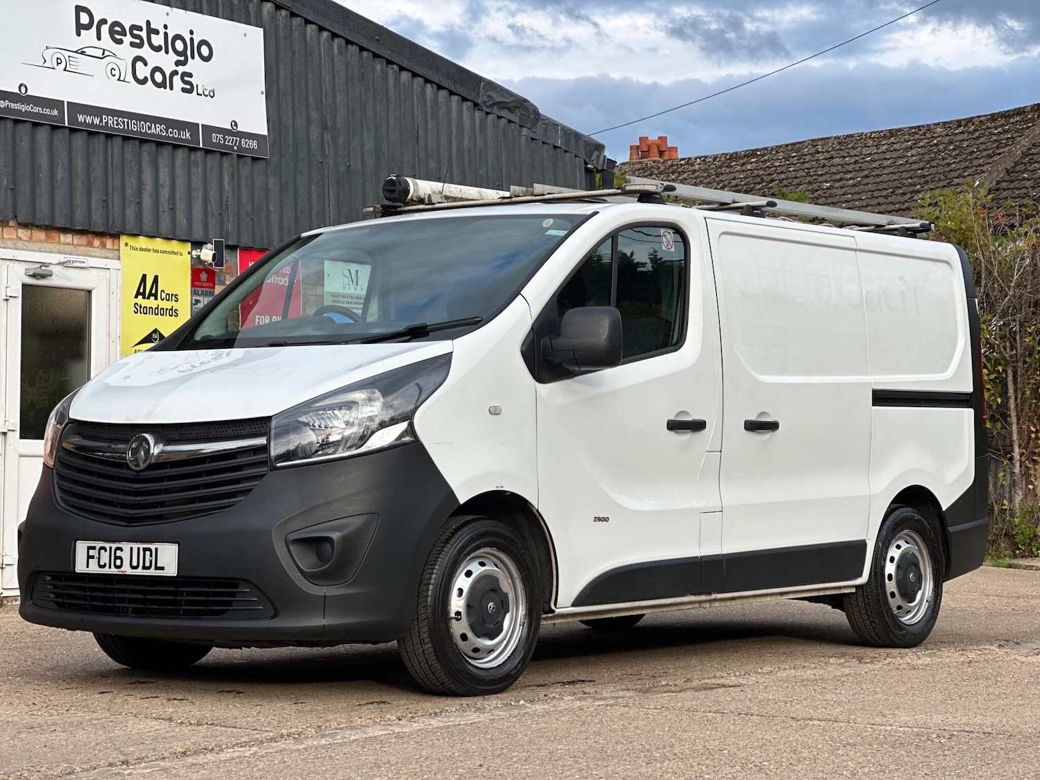 Used Vauxhall Vivaro 2016 for sale - 76064979: Photo 5