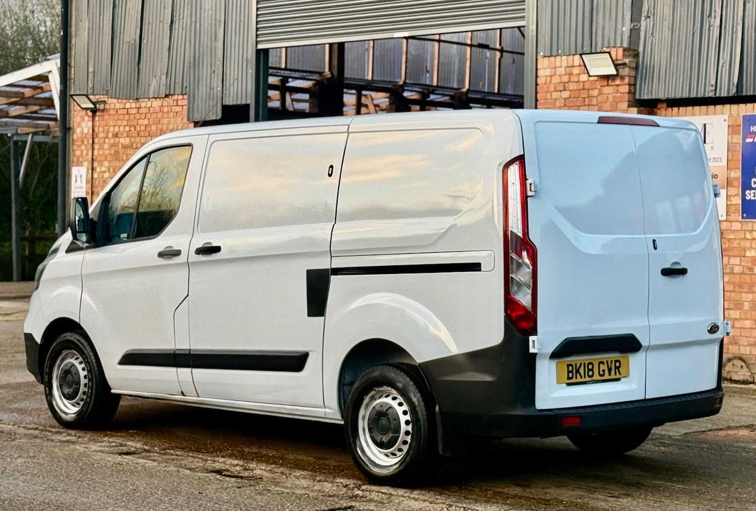 Used Ford Transit Custom 2018 for sale - 77207571: Photo 8