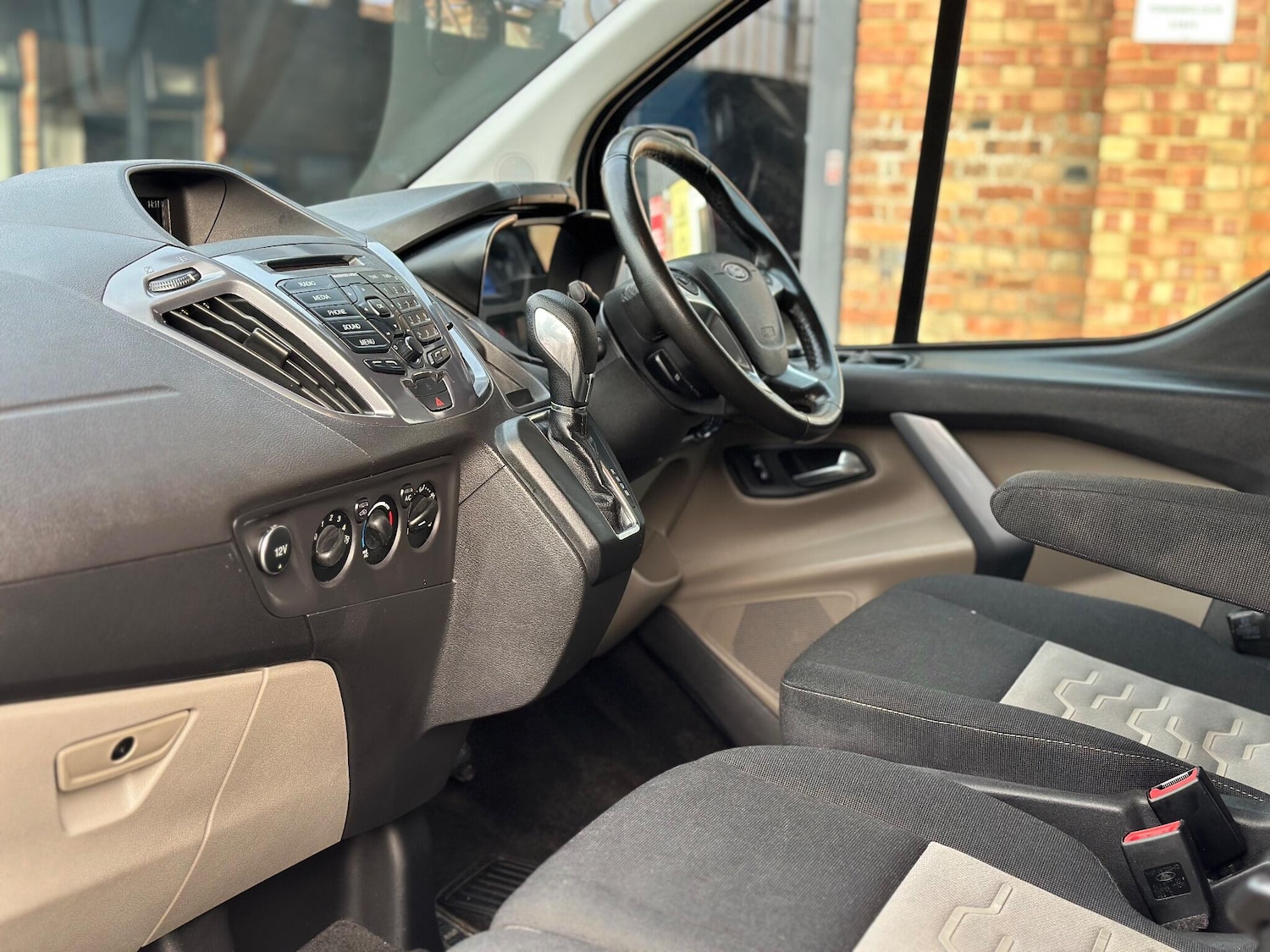 Used Ford Tourneo Custom 2018 for sale - 77083364: Photo 16