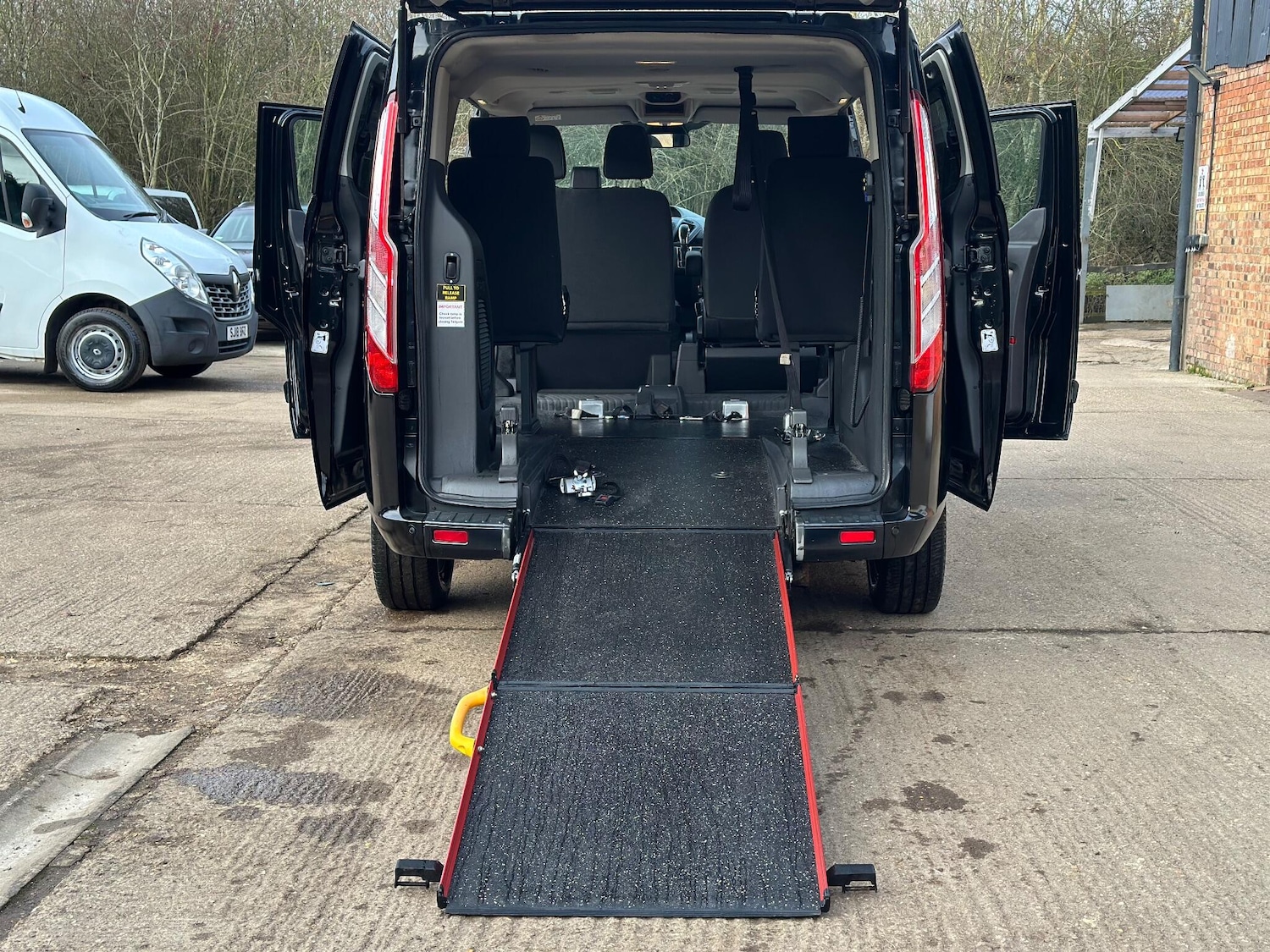 Used Ford Tourneo Custom 2018 for sale - 77083364: Photo 42