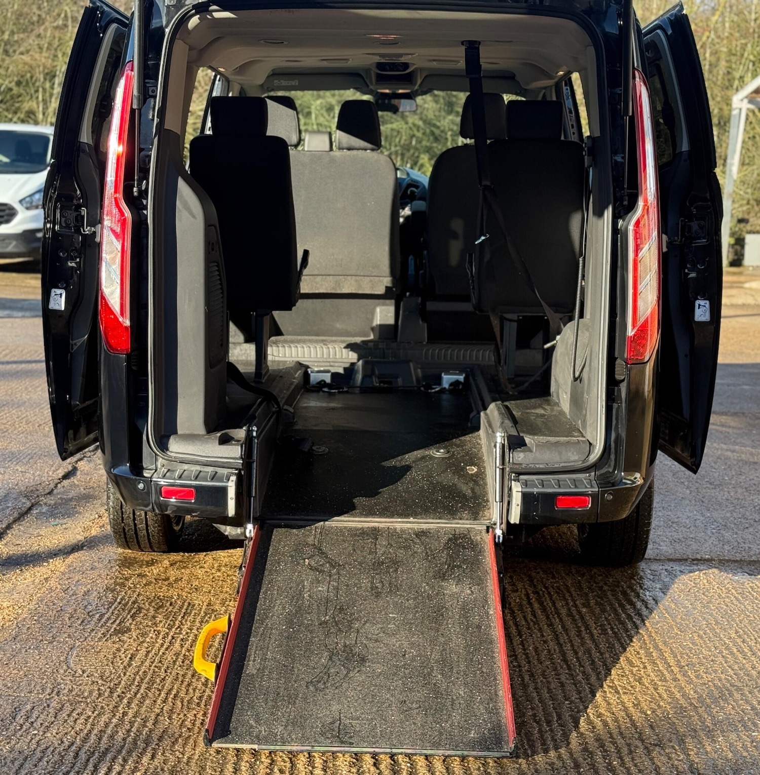 Used Ford Tourneo Custom 2018 for sale - 77195763: Photo 18