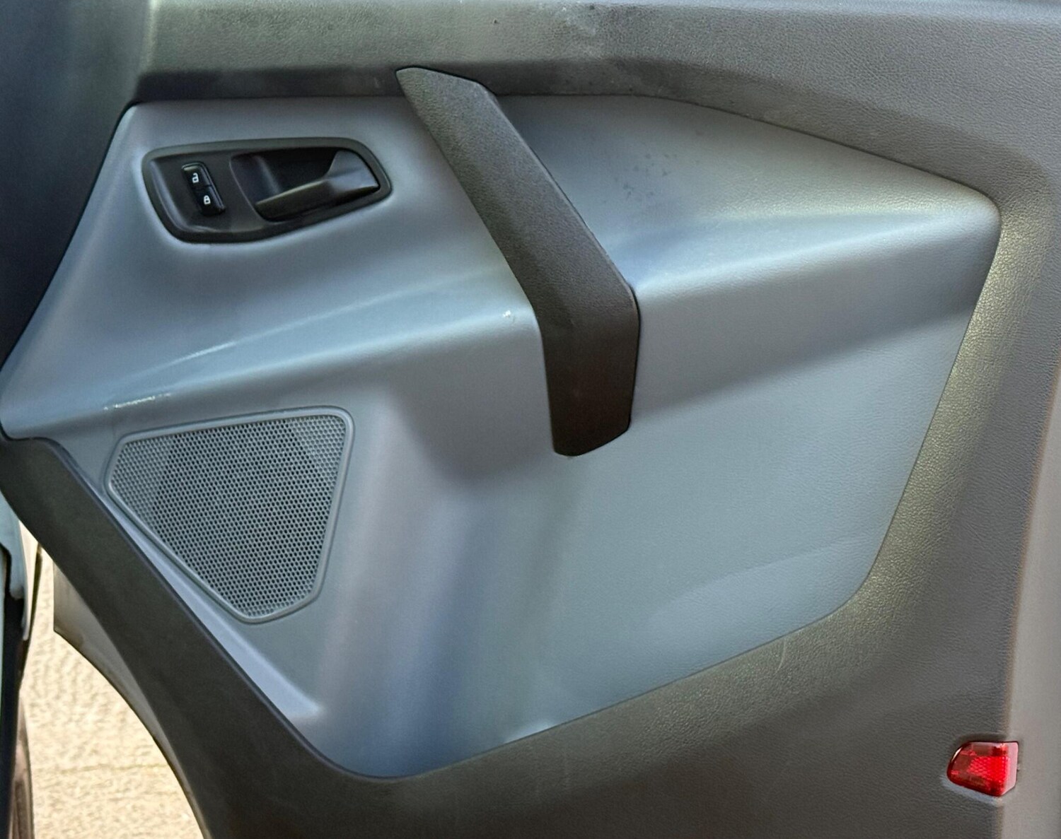 Used Ford Transit Custom 2017 for sale - 77450929: Photo 15