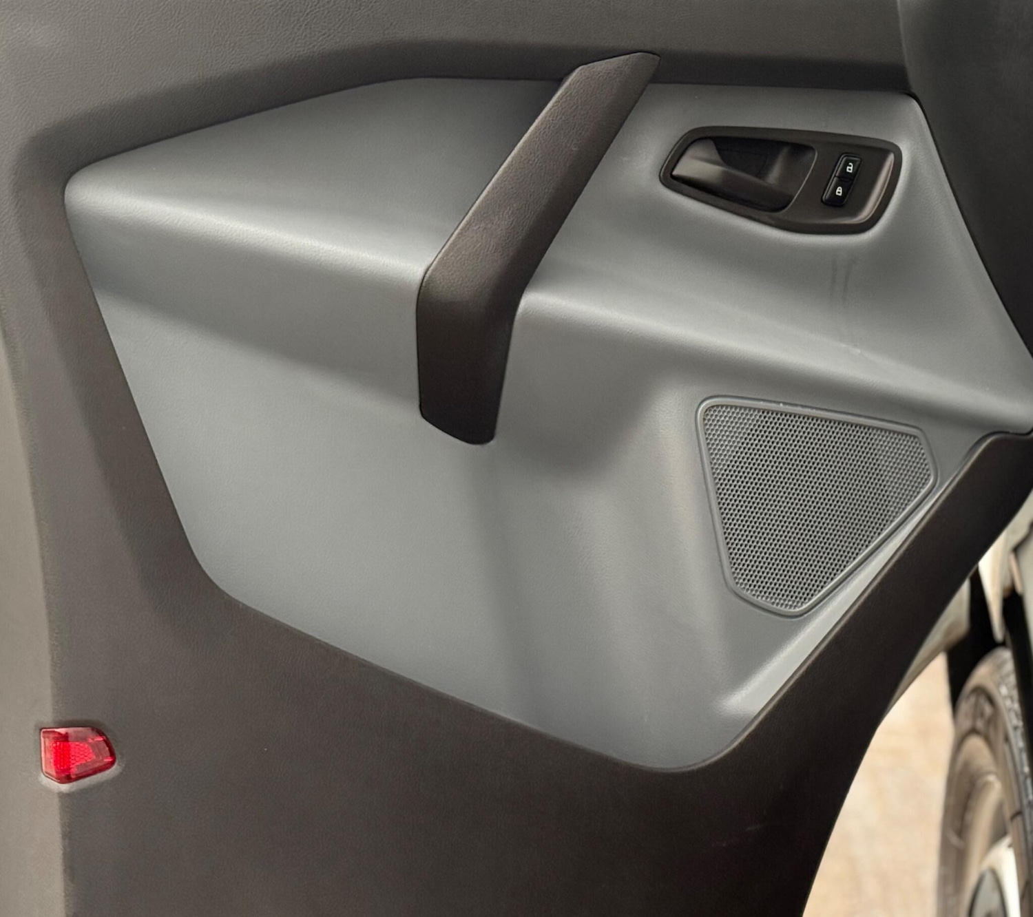 Used Ford Transit Custom 2016 for sale - 76535020: Photo 32