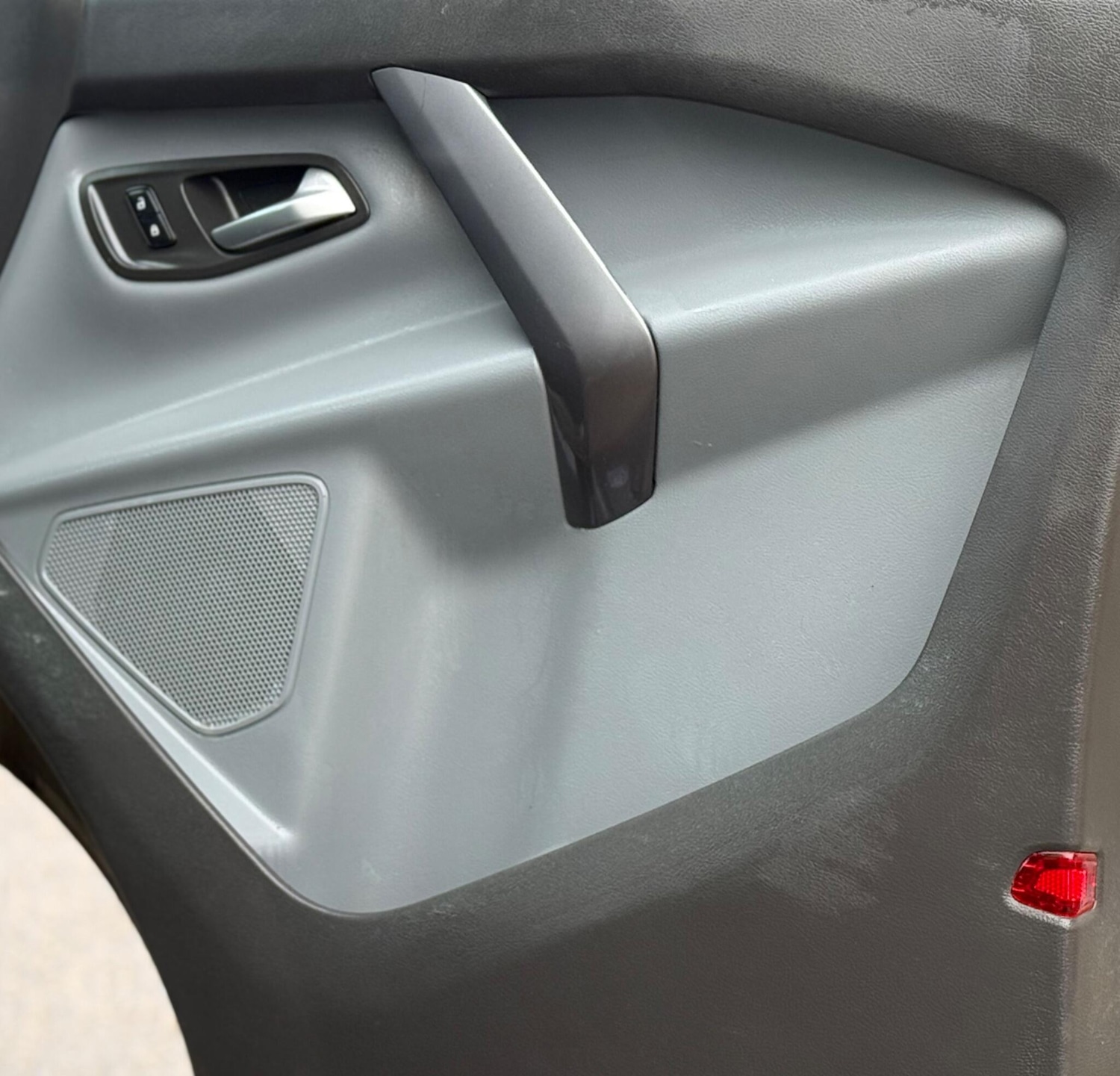 Used Ford Transit Custom 2017 for sale - 76830813: Photo 15