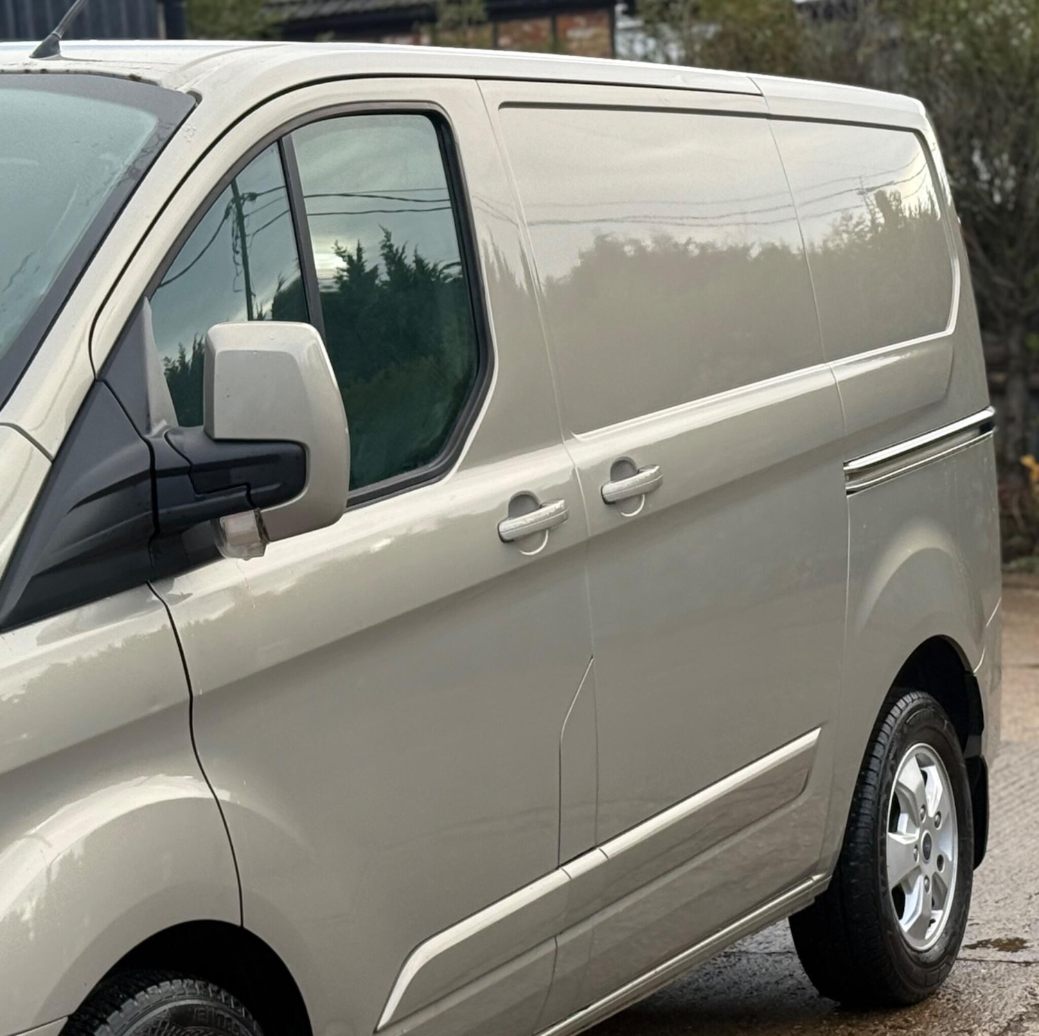 Used Ford Transit Custom 2017 for sale - 76830813: Photo 28