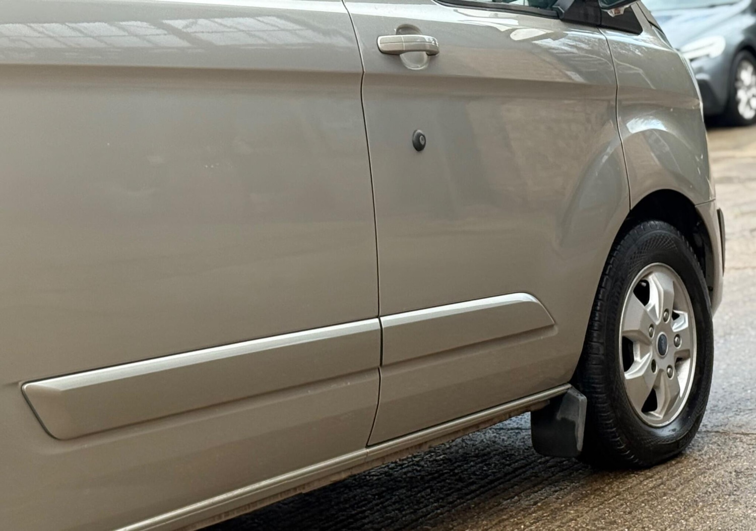 Used Ford Transit Custom 2017 for sale - 76830813: Photo 35