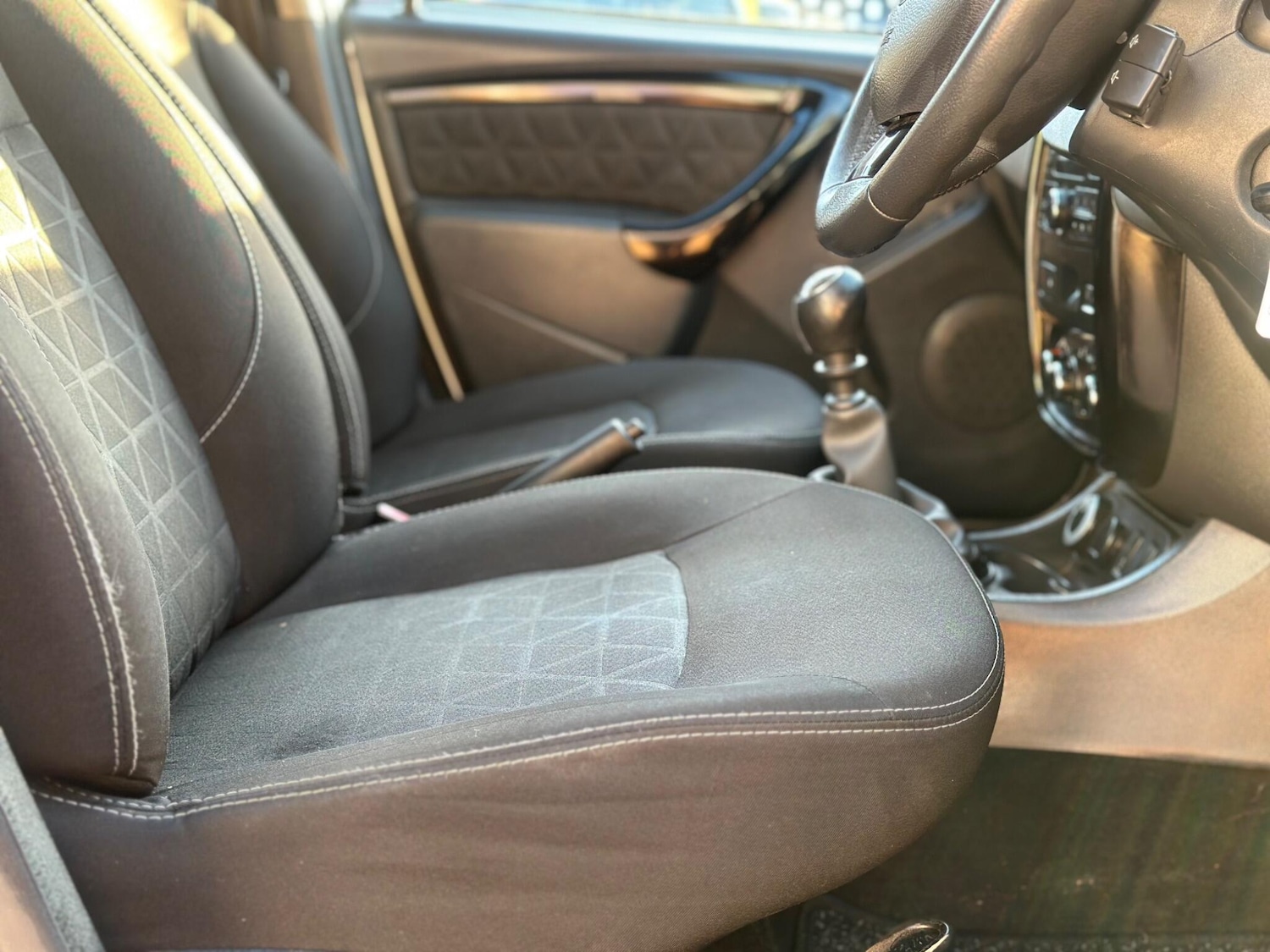 Used Dacia Duster 2015 for sale - 77654052: Photo 24