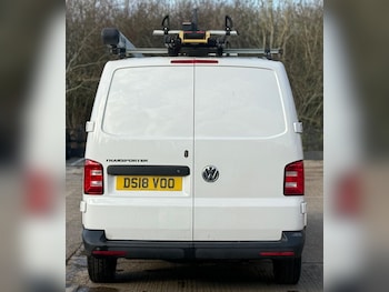 Used Volkswagen Transporter 2018 for sale - 77045756: Photo