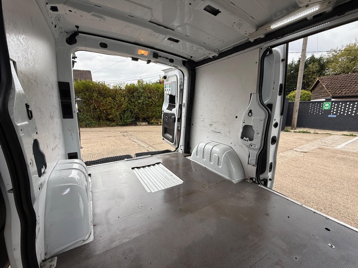 Used Vauxhall Vivaro 2016 for sale - 76120383: Photo 15