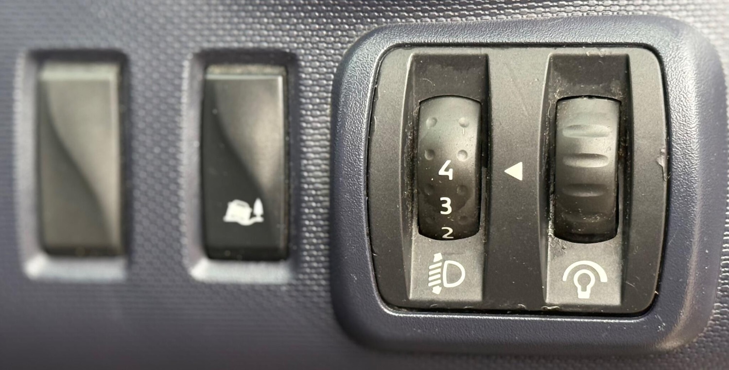 Used Vauxhall Vivaro 2016 for sale - 76120383: Photo 23