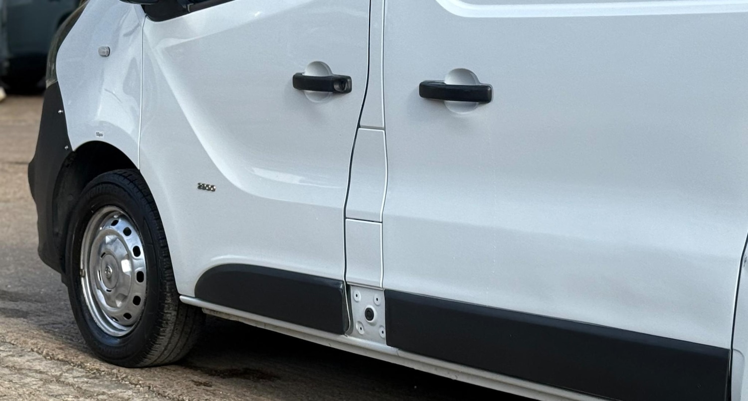 Used Vauxhall Vivaro 2016 for sale - 76120383: Photo 31