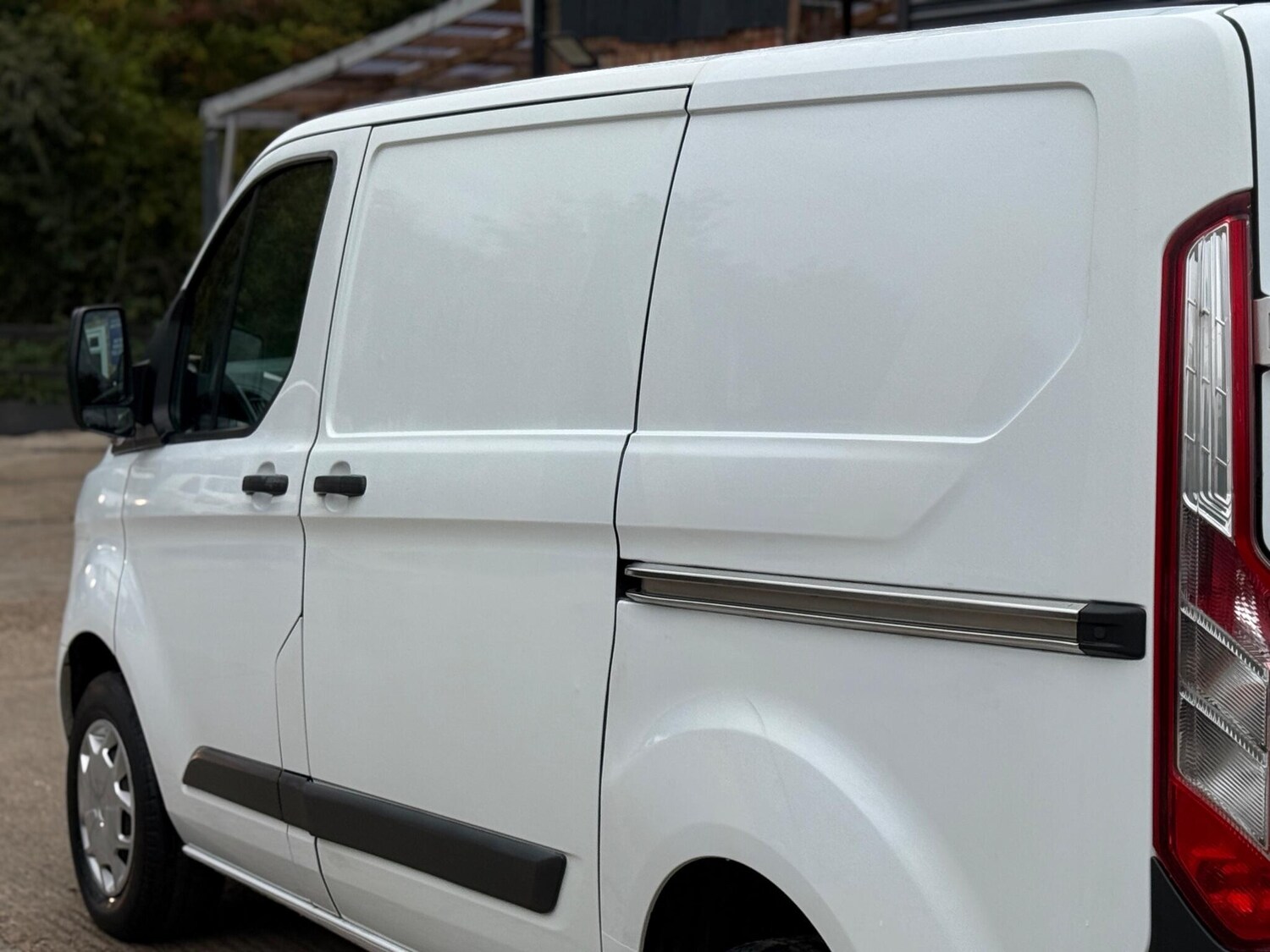 Used Ford Transit Custom 2017 for sale - 76273679: Photo 28