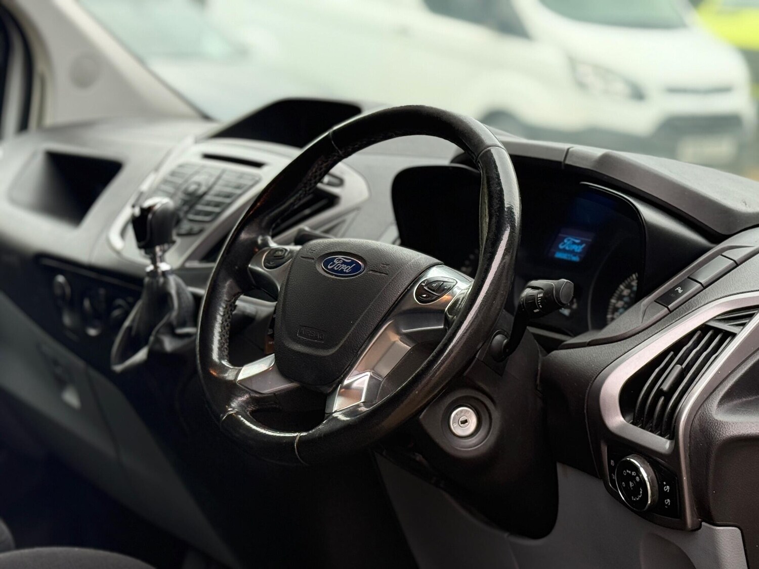 Used Ford Transit Custom 2017 for sale - 76273679: Photo 9