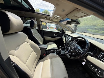 Used Kia Carens 2014 for sale - 79068383: Photo