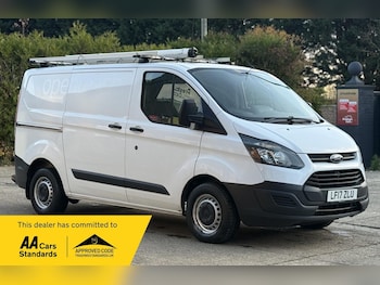 Used Ford Transit Custom 2017 for sale - 76466279: Photo