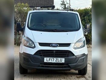 Used Ford Transit Custom 2017 for sale - 76466279: Photo