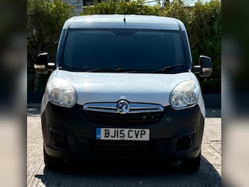 Used Vauxhall Combo 2015 for sale - 79385833: Photo