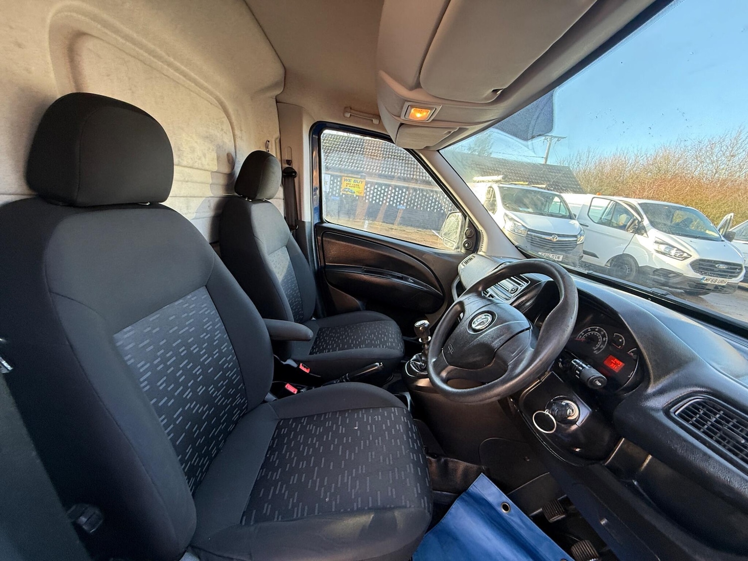 Used Vauxhall Combo 2016 for sale - 77350489: Photo 14