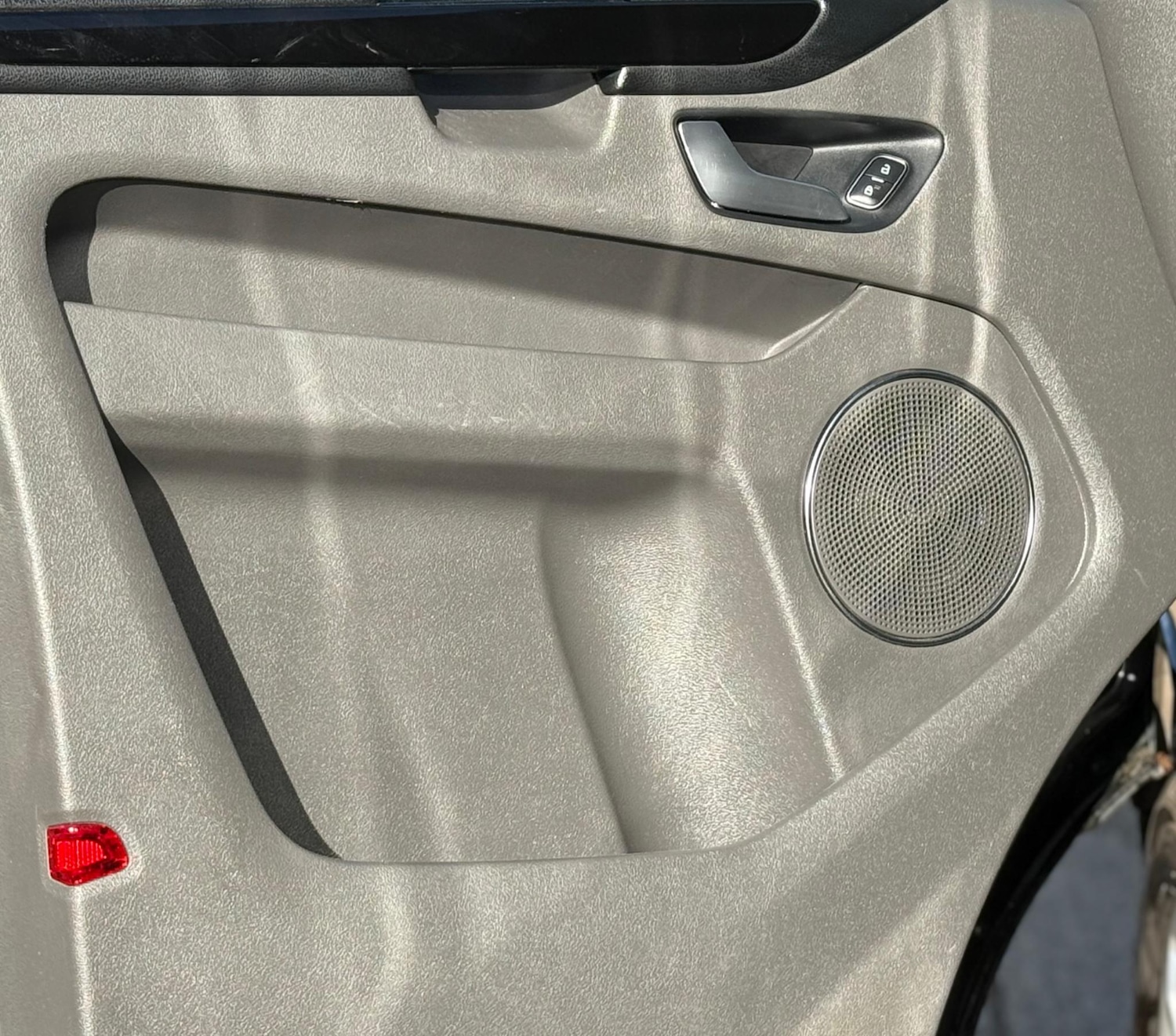 Used Ford Tourneo Custom 2018 for sale - 76165205: Photo 18