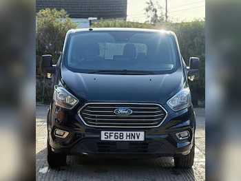 Used Ford Tourneo Custom 2018 for sale - 76165205: Photo 3