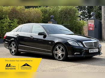 Used Mercedes-Benz E Class 2010 for sale - 79760524: Photo