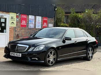 Used Mercedes-Benz E Class 2010 for sale - 79760524: Photo