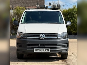 Used Volkswagen Transporter 2018 for sale - 78359169: Photo