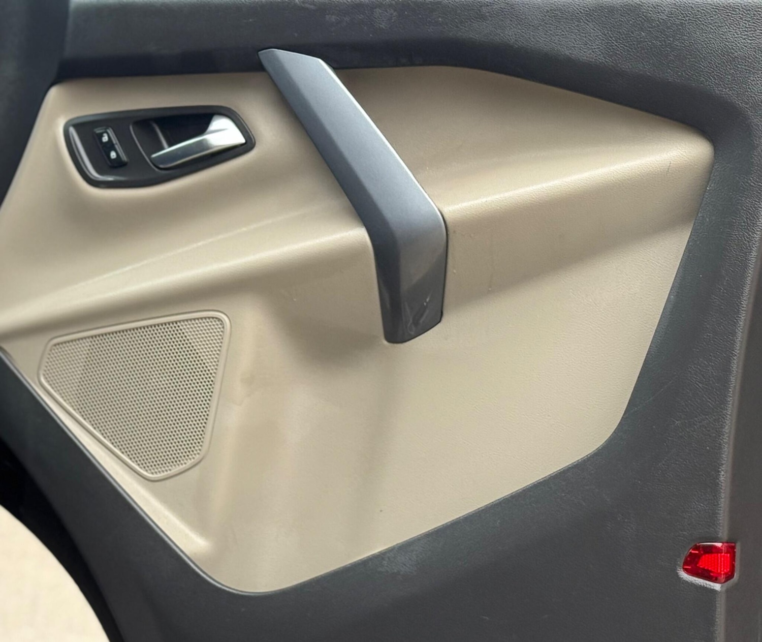 Used Ford Tourneo Custom 2018 for sale - 76590661: Photo 15