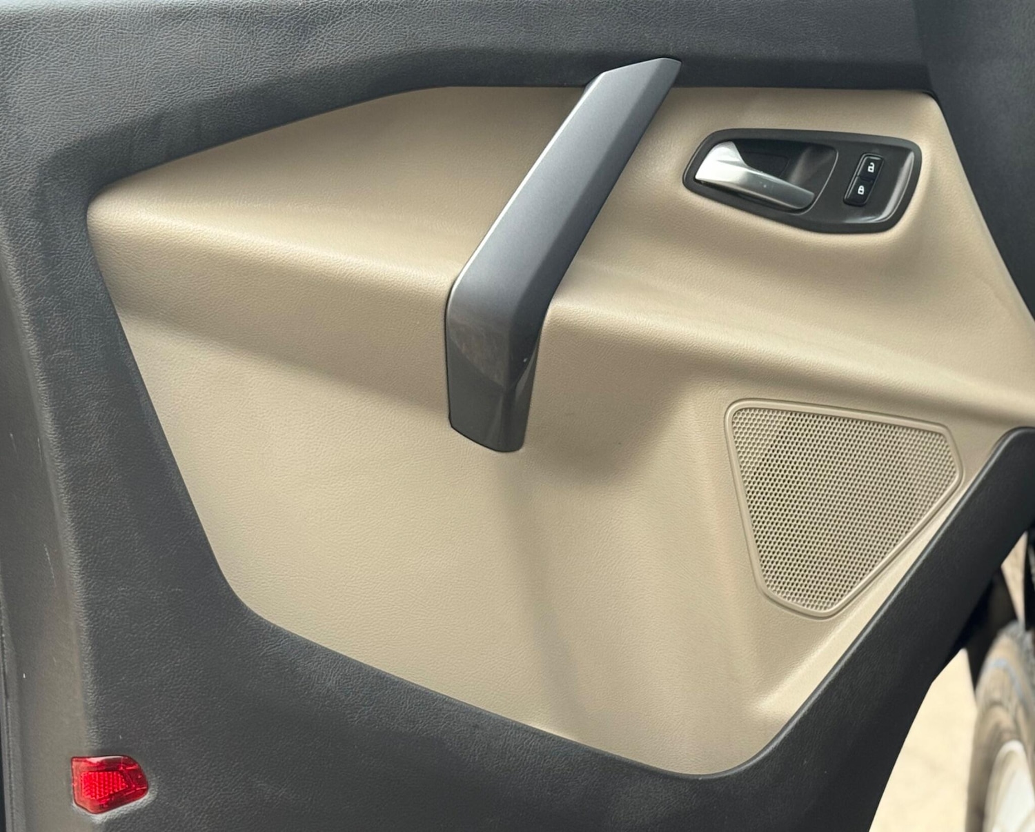 Used Ford Tourneo Custom 2018 for sale - 76590661: Photo 18