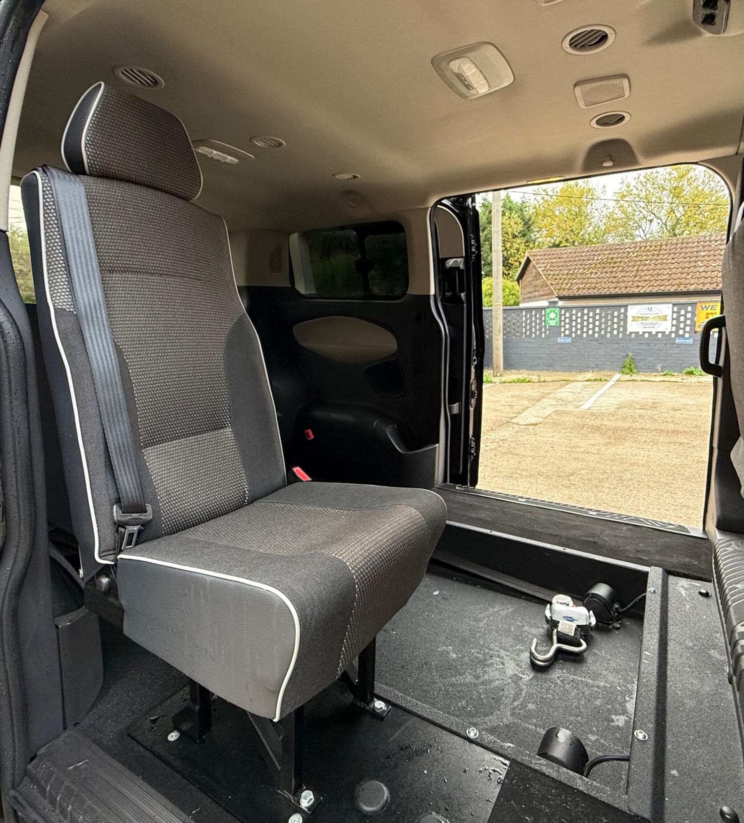 Used Ford Tourneo Custom 2018 for sale - 76590661: Photo 22