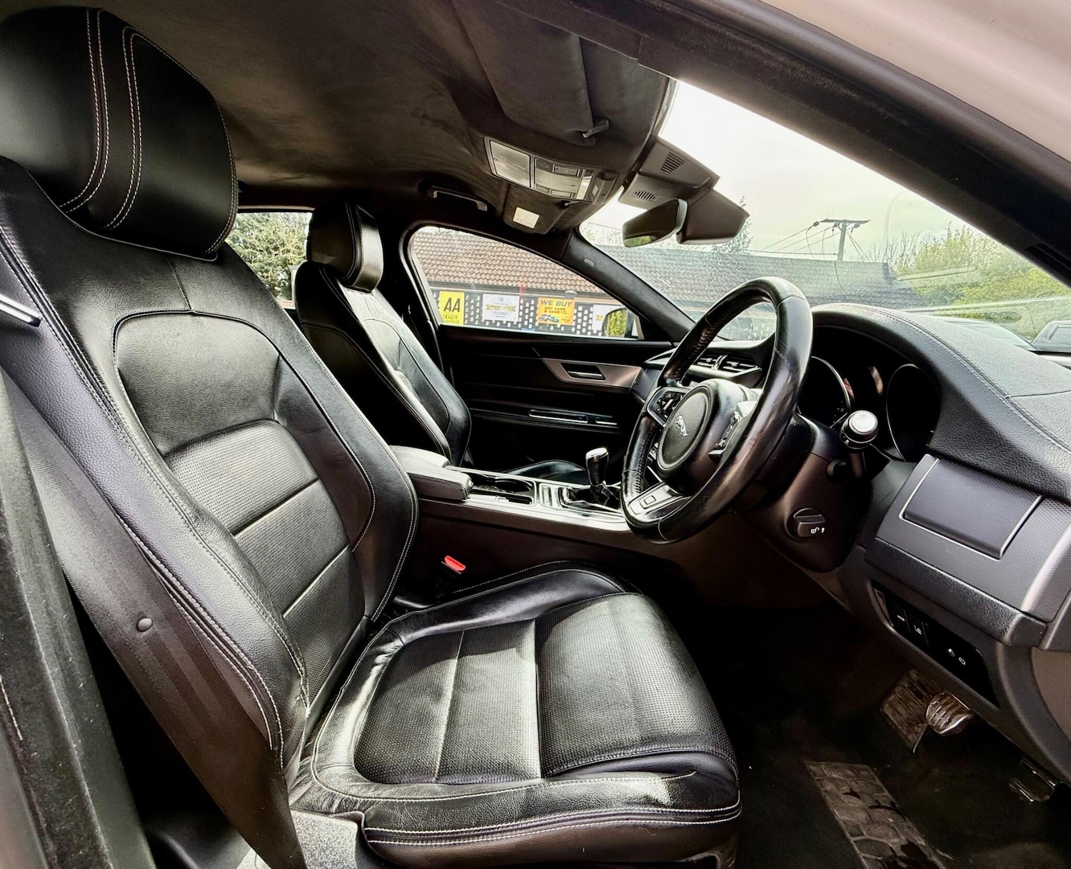 Used Jaguar XF 2019 for sale - 78201537: Photo 14