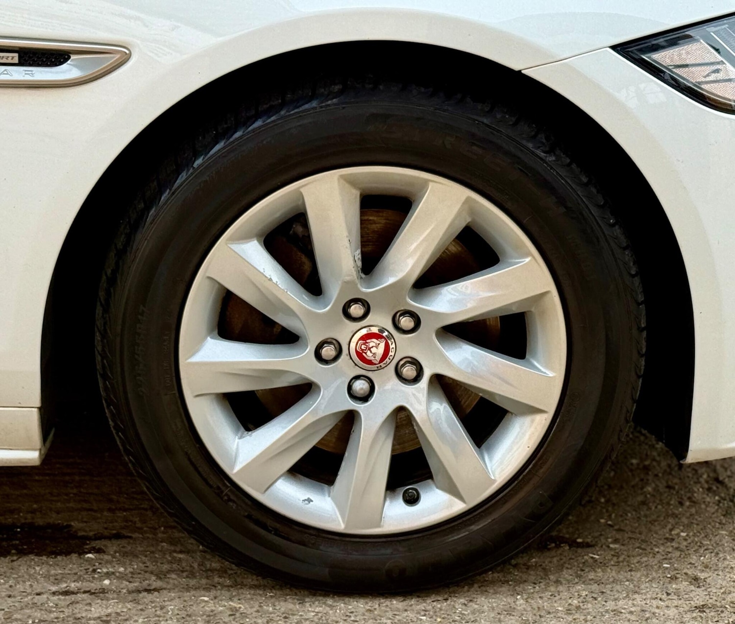 Used Jaguar XF 2019 for sale - 78201537: Photo 26